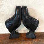 Earth Origins Like new hardly worn  Layla leather slip on mules. Sz 9 Photo 0