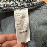 We The Free  PEOPLE IVY MID RISE Jean SHORT size 26 distressed boho denim shorts Photo 4