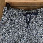 Madewell Drapey Pull-On Short Woodcut Floral Navy and White Size Medium Photo 2