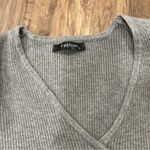 Amazon Fashion Women’s Sz M Faux Wrap Top High Low Grey Shirt Stretchy Ribbed Photo 2