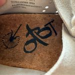 OTBT  Alstead Suede Leather Sneakers in a Light Beige Color Size 6 Photo 7