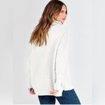 Women's Oversized Sweater Quarter Zip V Photo 8