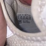 Adidas Shoes Women’s White Photo 3