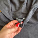 Allbirds  Women’s The R&R Hoodie  Charcoal  Photo 6