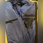 Lands' End light weight bubble vest Photo 2