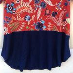 Freeloader Womens size small relaxed fit Floral Short Sleeve Red blue casual tee Photo 3