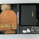 Steve Madden Crossbody And A Hat Photo 9