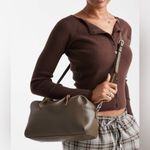 ASOS  - PASQ double strap medium shoulder bag - khaki olive green Photo 4