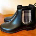 Fererra Couture Women’s Black Boots W Plaid Accent Sz7 Size 7 Photo 0