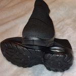 Slow Man women's sock sneakers Size 8.5 Photo 6