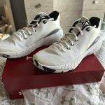 Under Armour Under armor Basketball Shoes  Photo 1