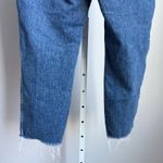 Good American sz 10/30 blue denim distressed jeans Photo 8