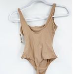 SKIMS Fits Everybody Clay Square Neck Bodysuit Size Small NWT Photo 5