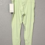 Lululemon Align HR Pant 28” in kohlrabi green size 14 Photo 4