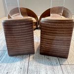 Vince Camuto Womens Jinani Sandal Size 8.5M Beige Faux Suede Wood Block Heel Photo 3