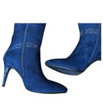 6.5 Monroe & Main royal blue suede knee Photo 7