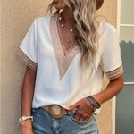 SheIn 🛍️ White v neck embellished lace short sleeve shirt Photo 4