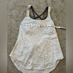 Lululemon  size 6‎ bundle flawed, read. Tank and full length leggings, capris Photo 1