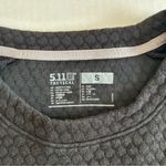 5.11  Tactical Sweatshirt Women's‎ Black Quilted Side Zipper Pullover Small Photo 7