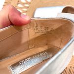 Franco Sarto Vana Ballet Flat Silver Size 6.5 Photo 9