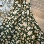 Old Navy  green floral sleeveless top size Medium Photo 3