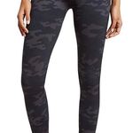 Spanx Look At Me Now Seamless Leggings - Black Camo Photo 0