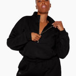 Set Active  Black Half-Zip Cropped Sweatshirt Kangaroo Pocket Size Small Photo 0