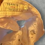 Torrid ‎ White Denim Shorts Photo 3