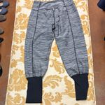 Kyodan  Black and Gray capri Joggers no peeling. Very good condition Photo 3