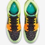 Nike Air Jordan 1 Mid Photo 2