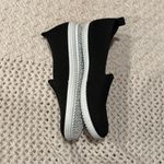 Tommy Bahama  Women’s  Slip-on Size 8 Photo 1