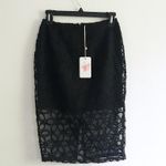 Embroidery Slit Pencil Black Skirt Photo 1