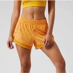 Athleta  Printed Mesh Racer Run Short 4” Inseam Gold Size 3X Lined NWT Photo 0