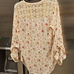 💕DR2💕 Long Sleeve Crochet Detail Long Sleeve Blouse ~ Floral Print Medium Red Photo 1