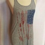 Color Bear bear patriotic feathers tank top Gray Photo 6