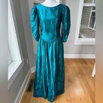 Vintage Emerald Green Floral Satin Basque Waist Floor Length Gown Dress Sz 11/12 Blue Photo 9