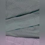 Lululemon Swiftly Tech Long-Sleeve Shirt 2.0
Waist Length Mint new without tags Photo 6