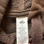 Alo Yoga alo sweat set  Photo 1