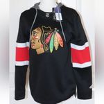 Adidas NWT Women's  Chicago Blackhawks NHL Crewdie Pullover Hoodie Medium Hockey Photo 1