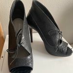 Pour La Victoire Black Leather Python Women's Steletto Peep Toe Shoes Photo 2