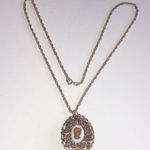 Vintage Gold Tone Brass Tone Purple Rhinestone Cameo Filigree Pendant Necklace Photo 3