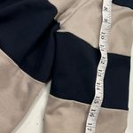 Blazer love this vintage short blazer!photos for measurements!It’s so nice soft. Size M Photo 5