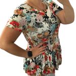 Agnes & Dora SMALL Soft Floral Relaxed Ruffle Hem Short Sleeve Top Photo 5