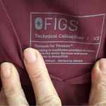 FIGS  Casma Three-Pocket Scrub Top Size‎ XS Burgundy Maroon Photo 6