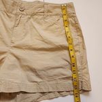 Columbia Women's Tan Shorts Size 4/L Photo 9