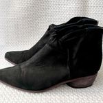 LD Tuttle The Marble Twist Knot Black Leather Pointed Ankle Boot Booties 37 Size undefined Photo 6