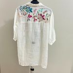 Johnny Was NWOT  100% Ramie Embroidered Floral Button-Down Tunic Shirt Blouse S Photo 9