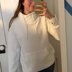 Green Tea  white hoodie  Photo 0