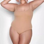 SKIMS  Clay Fits Everybody Cami Women’s Bodysuit Size Large Photo 1