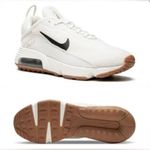 Nike Women’s Air Max 2090 Twist (Fossil Gum). Size 6.5 Photo 3